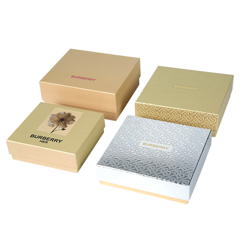 Caja de regalo premium con cuadros clásicos mate de ante
